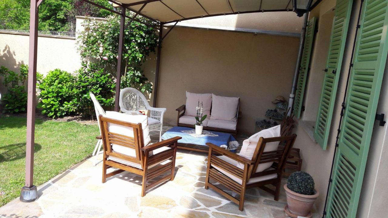 Bed and Breakfast Sous Les Remparts Solignac Екстер'єр фото